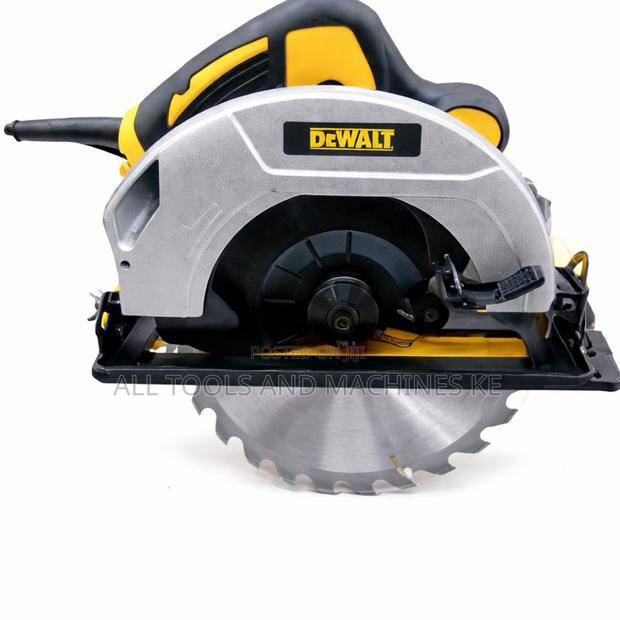 DEWALT DWE575 Circular Saw – Ultimate 7-1
