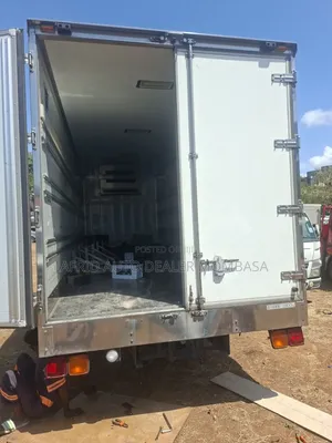 Isuzu Forward 2019 5tonnes