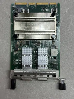 ThinkSystem Broadcom 57414 10/25GbE SFP28 2-Port PCIe Ethernet Adapter