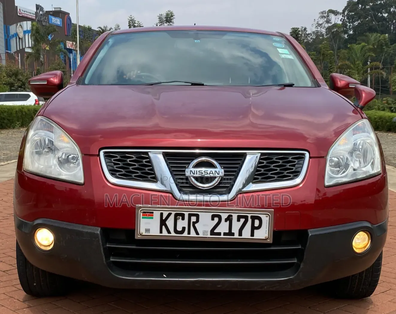Nissan Dualis 2011 Red