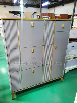 Modern Fluted Grey Shoe Rack With Gold Trim