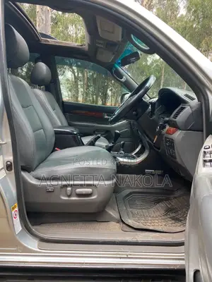 Toyota Land Cruiser Prado 2006 Silver