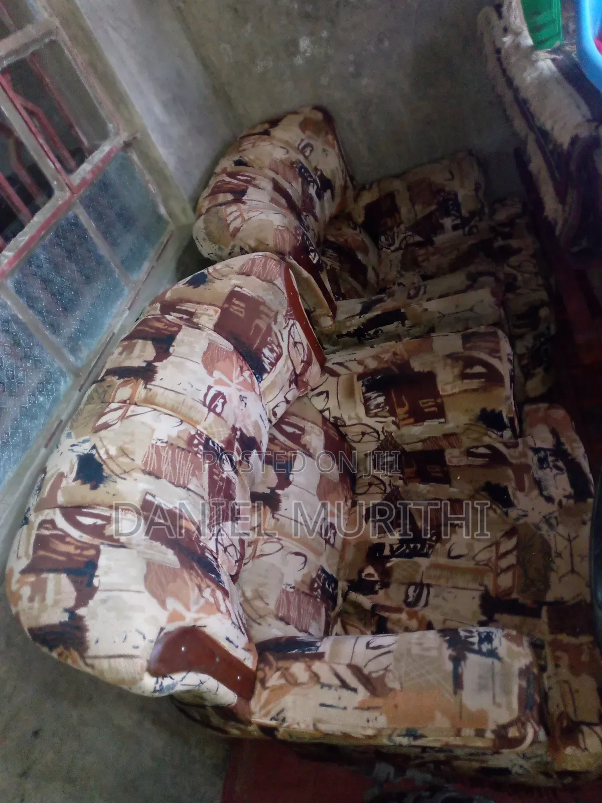 Furniture/Seats