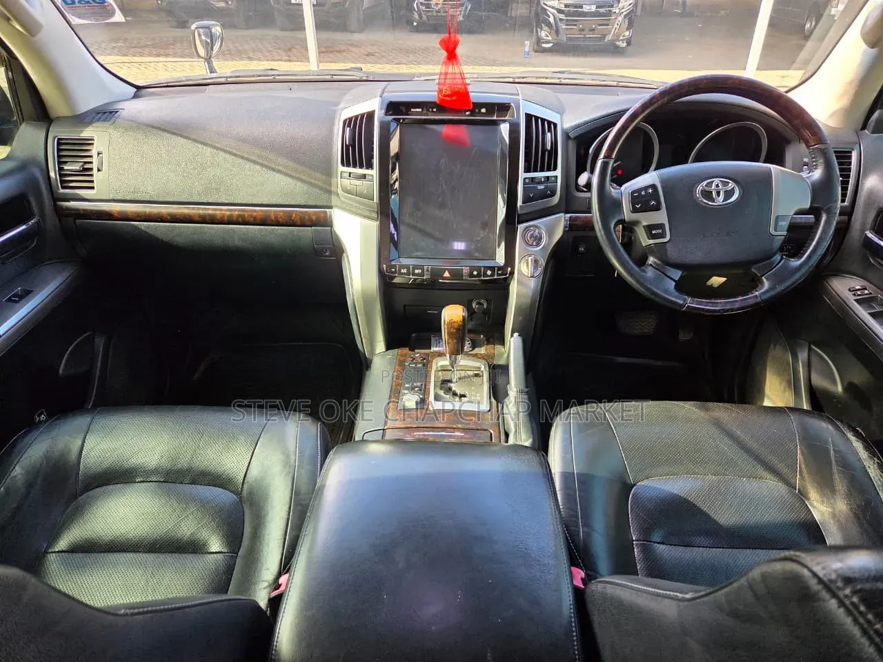 Toyota Land Cruiser 4.6 V8 AX G Selection 2012 Black