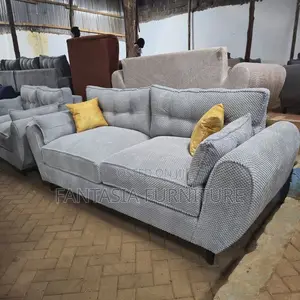 3 Seater Butterfly Design: Pay on Delivery