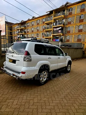 Toyota Land Cruiser Prado 2008 White