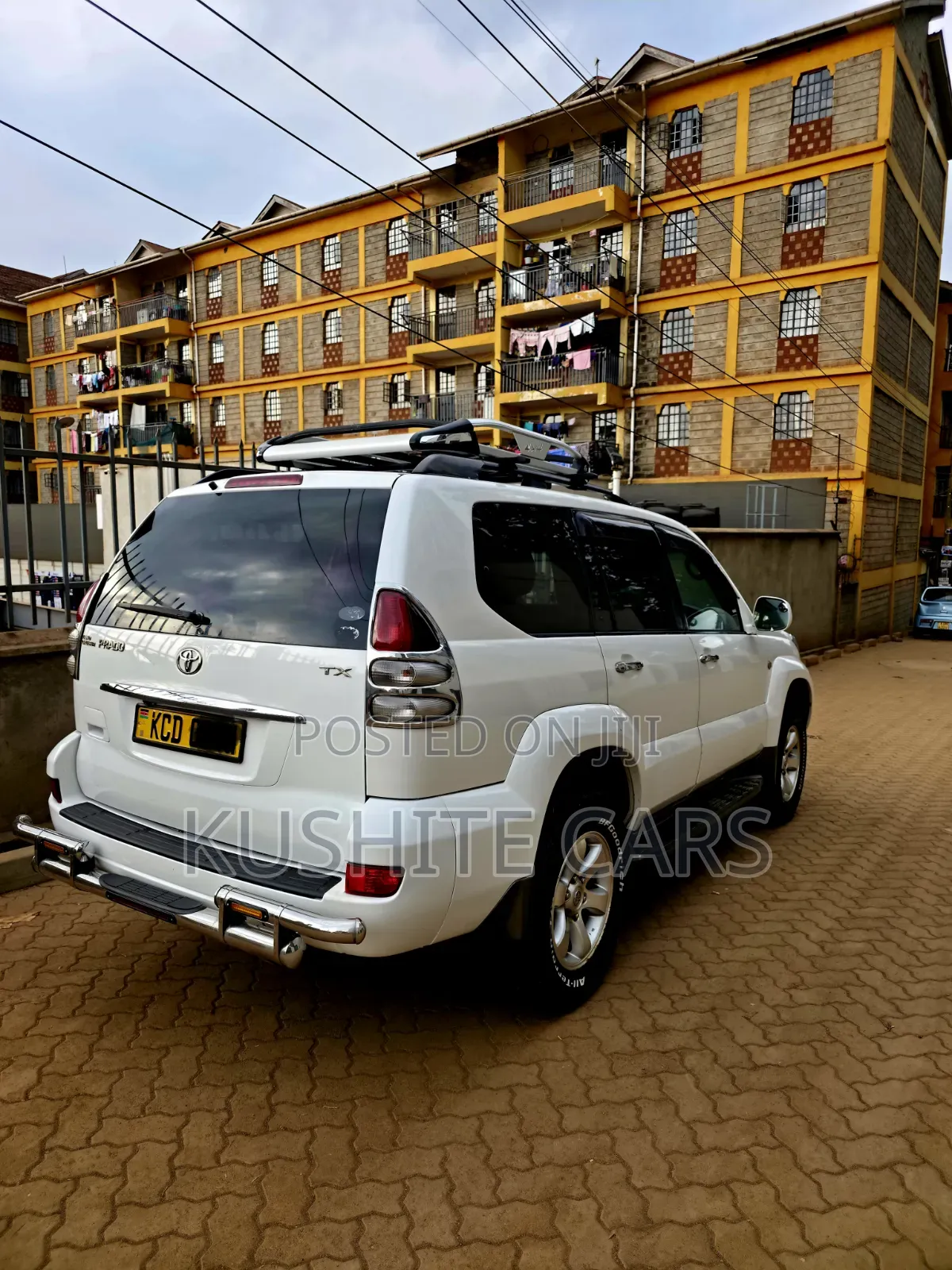 Toyota Land Cruiser Prado 2008 White