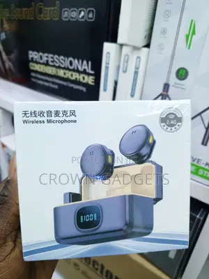 Q8 Wireless Lapel Microphone 2.4G With Dual Mini Transmitters