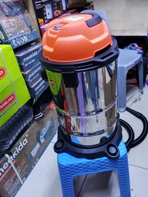 Astramilano Vacuum Cleaner 20litres