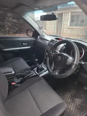 Suzuki Grand Vitara 2006 Beige