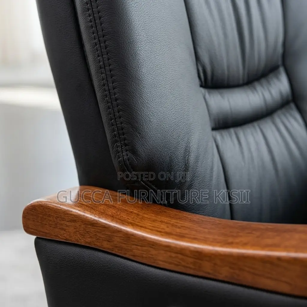 Office Chair; Modern Leather Swivel Chair