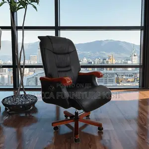 Office Chair; Modern Leather Swivel Chair