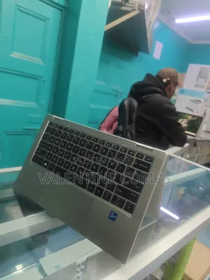 Laptop HP EliteBook x360 1030 G8 32GB Intel Core i7 SSD 512GB