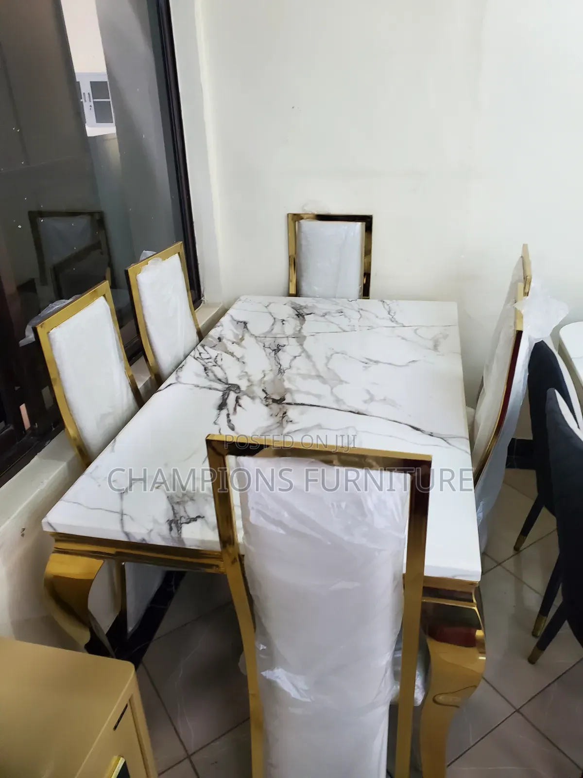Imperial Gold Marble 6-Seater Set