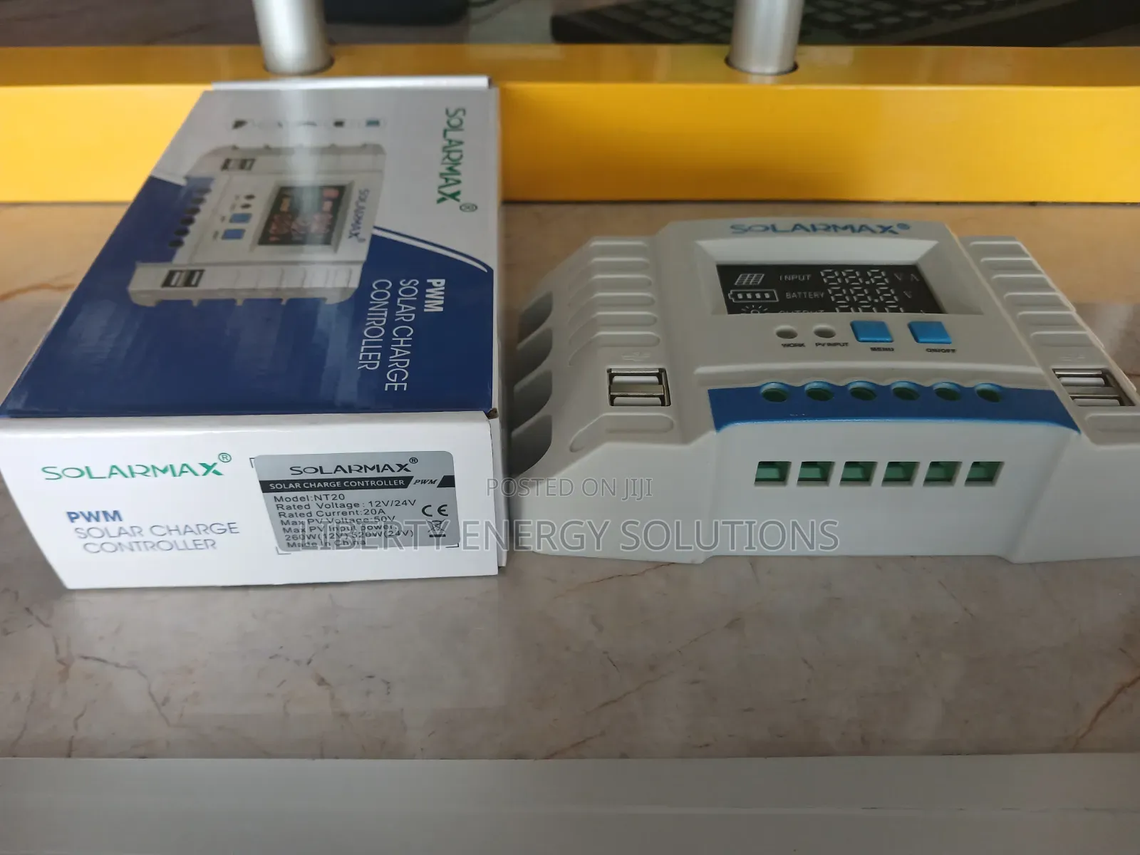 20A Solarmax PWM Solar Charge Controller