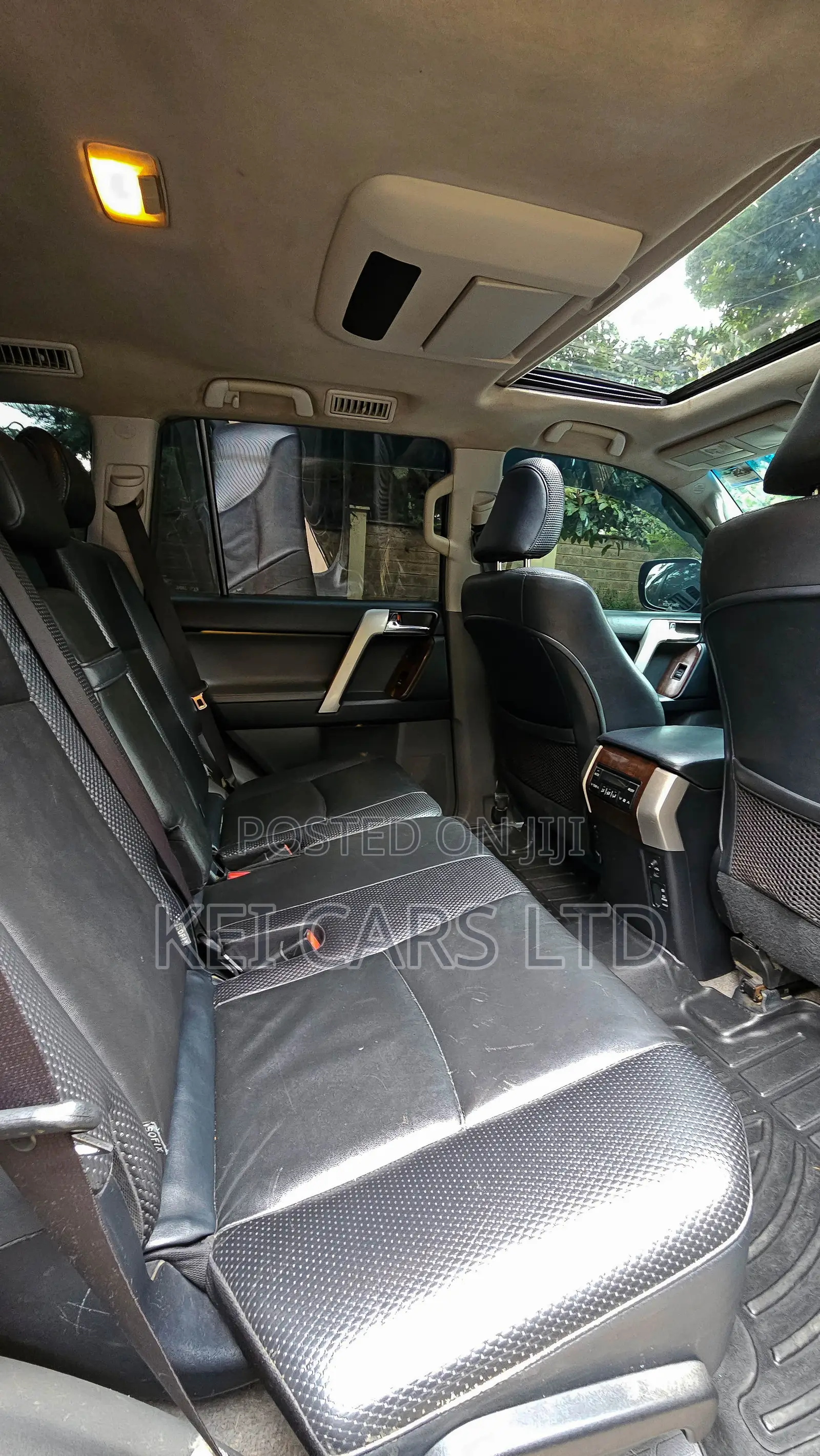 Toyota Land Cruiser 2012 Black