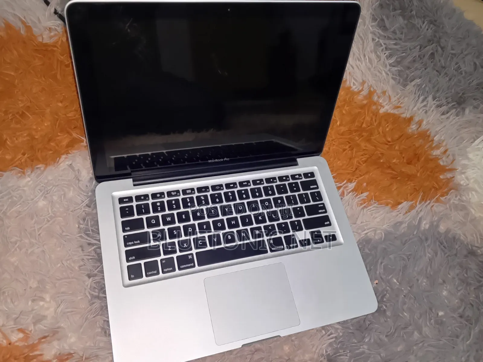 Laptop Apple MacBook 2014 8GB Intel Core i5 HDD 1T