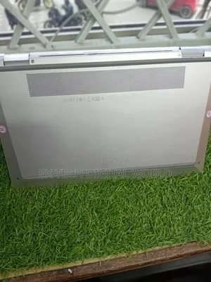 Laptop HP EliteBook 1040 G8 16GB Intel Core i7 SSD 512GB
