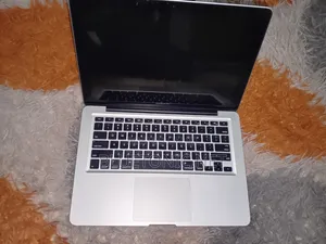Laptop Apple MacBook 2014 8GB Intel Core i5 HDD 1T