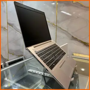 New Laptop HP EliteBook 640 G9 8GB Intel Core i5 SSD 256GB