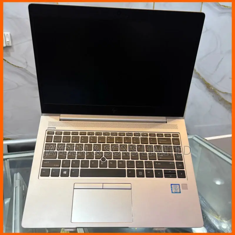 New Laptop HP EliteBook 640 G9 8GB Intel Core i5 SSD 256GB