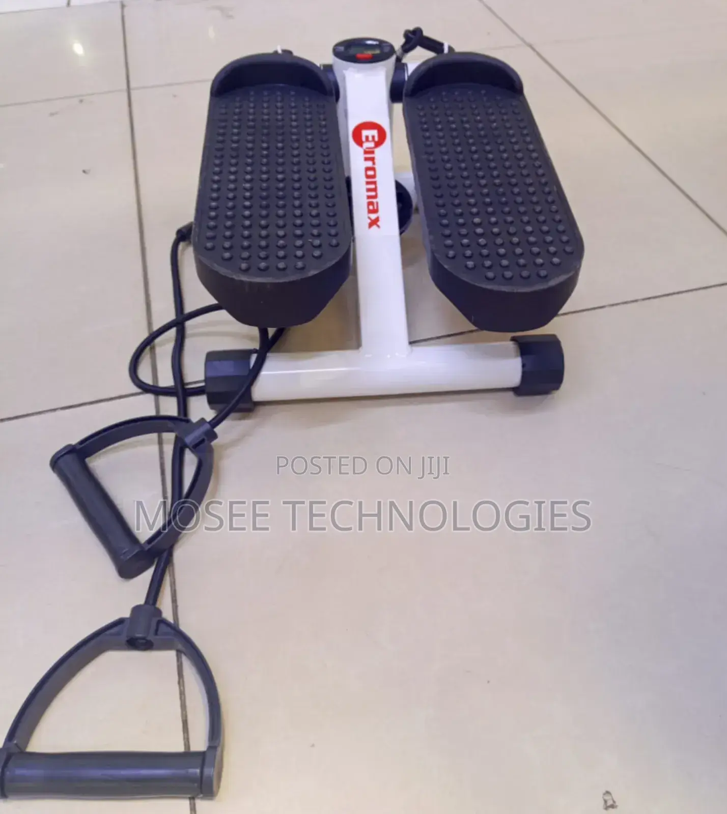 Compact Stepper Exercise Machine With Digital Display