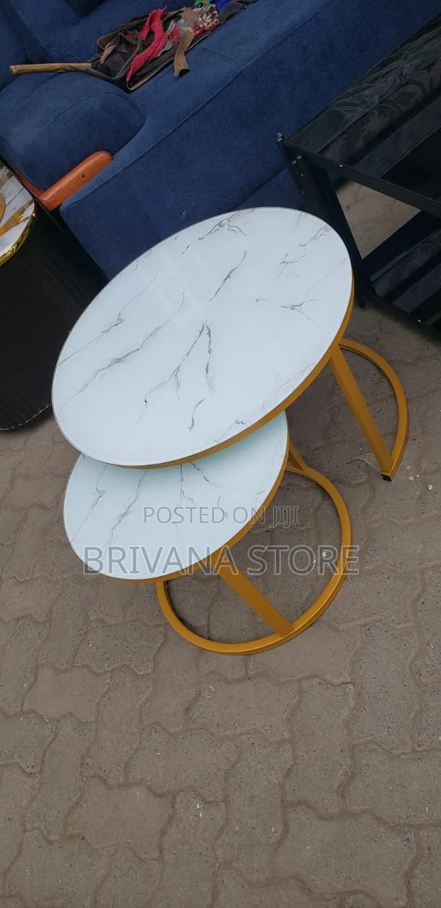 Suggested SEO TitleModern Round Nesting Coffee Table Set (Juu Chini)