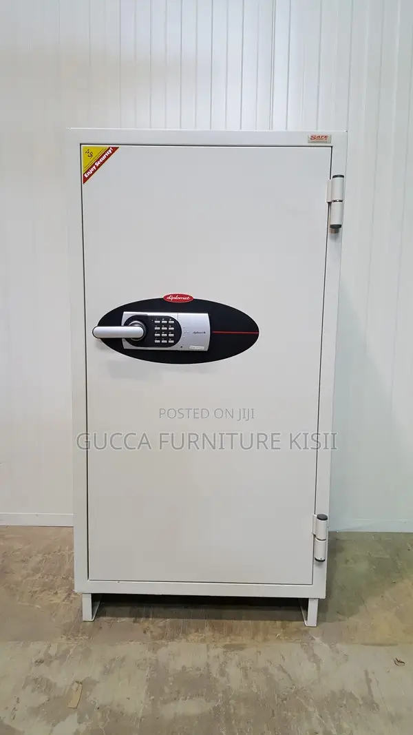 Diplomat Safe; 90Kgs Diplomat Safe Fireproof
