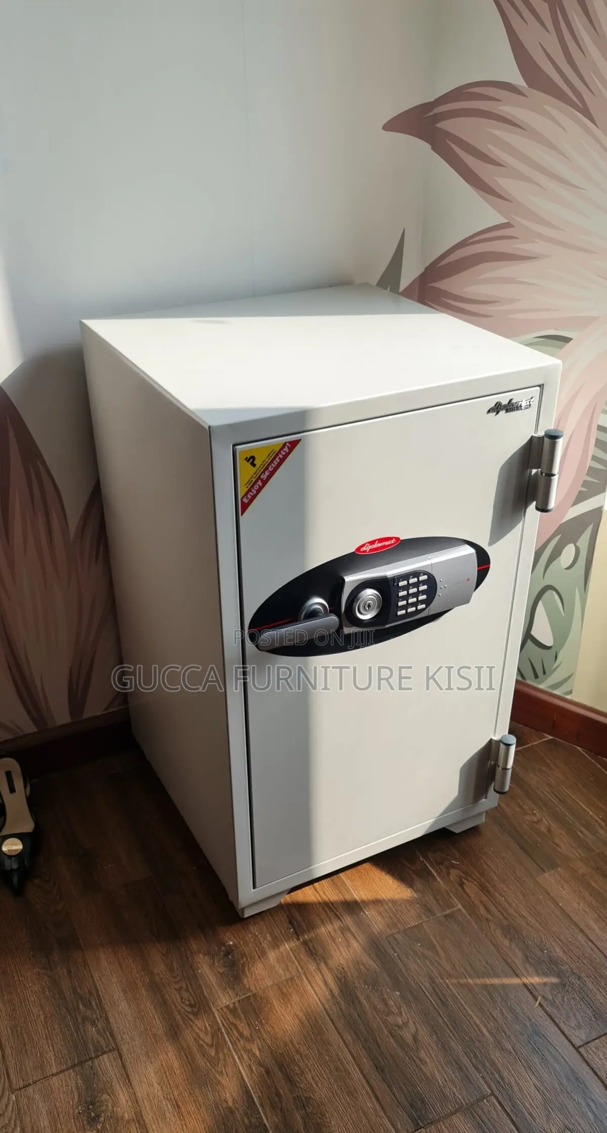 Diplomat Safe; 90Kgs Diplomat Safe Fireproof