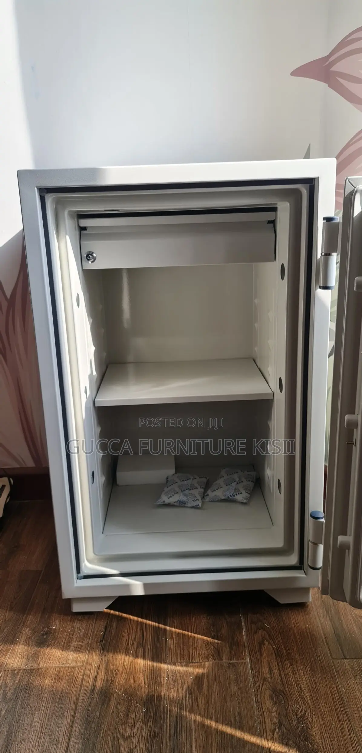 Diplomat Safe; 90Kgs Diplomat Safe Fireproof