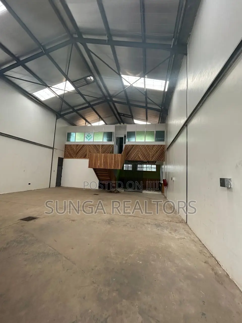 Warehouse for Lease in Kamakis