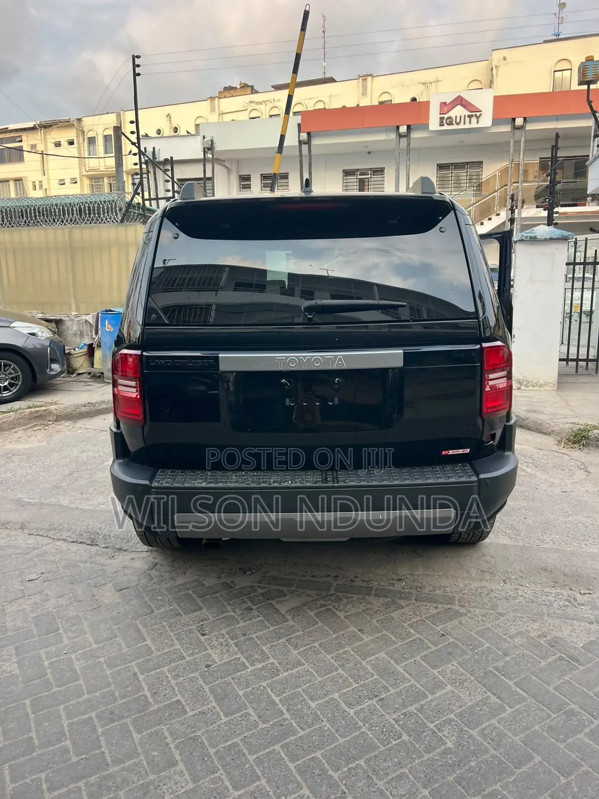 Toyota Land Cruiser Prado 2024 Black