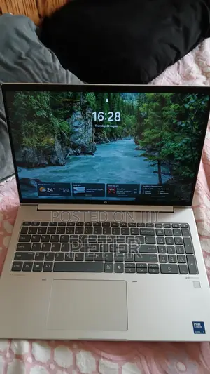 Laptop HP ProBook 460 G11 16GB Intel Core Ultra 7 SSD 512GB