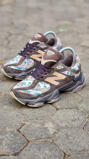 NB 9060 Sneakers