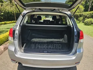 Subaru Legacy 2012 Silver