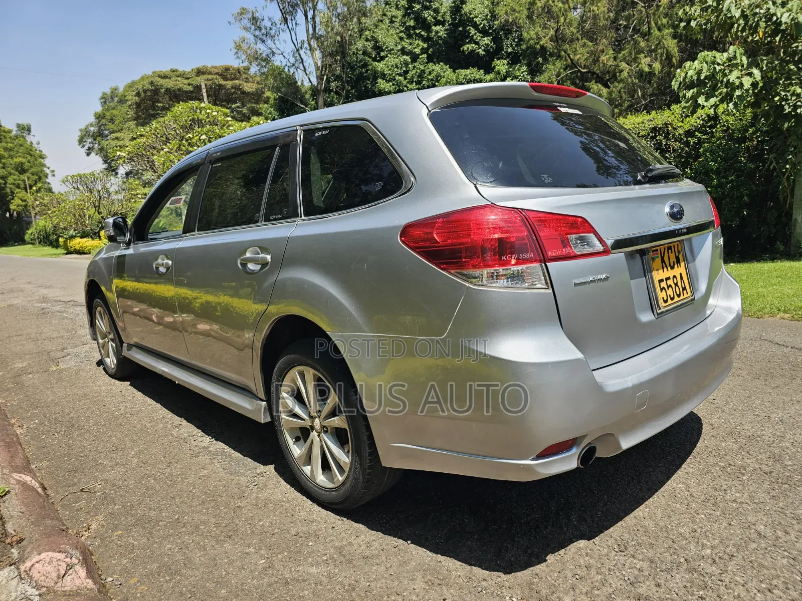 Subaru Legacy 2012 Silver