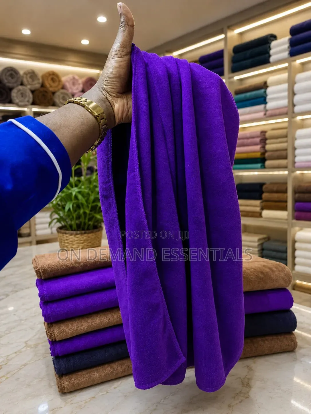 Micro Fibre
Salon Size Towel
Sizes:50cmx100cm