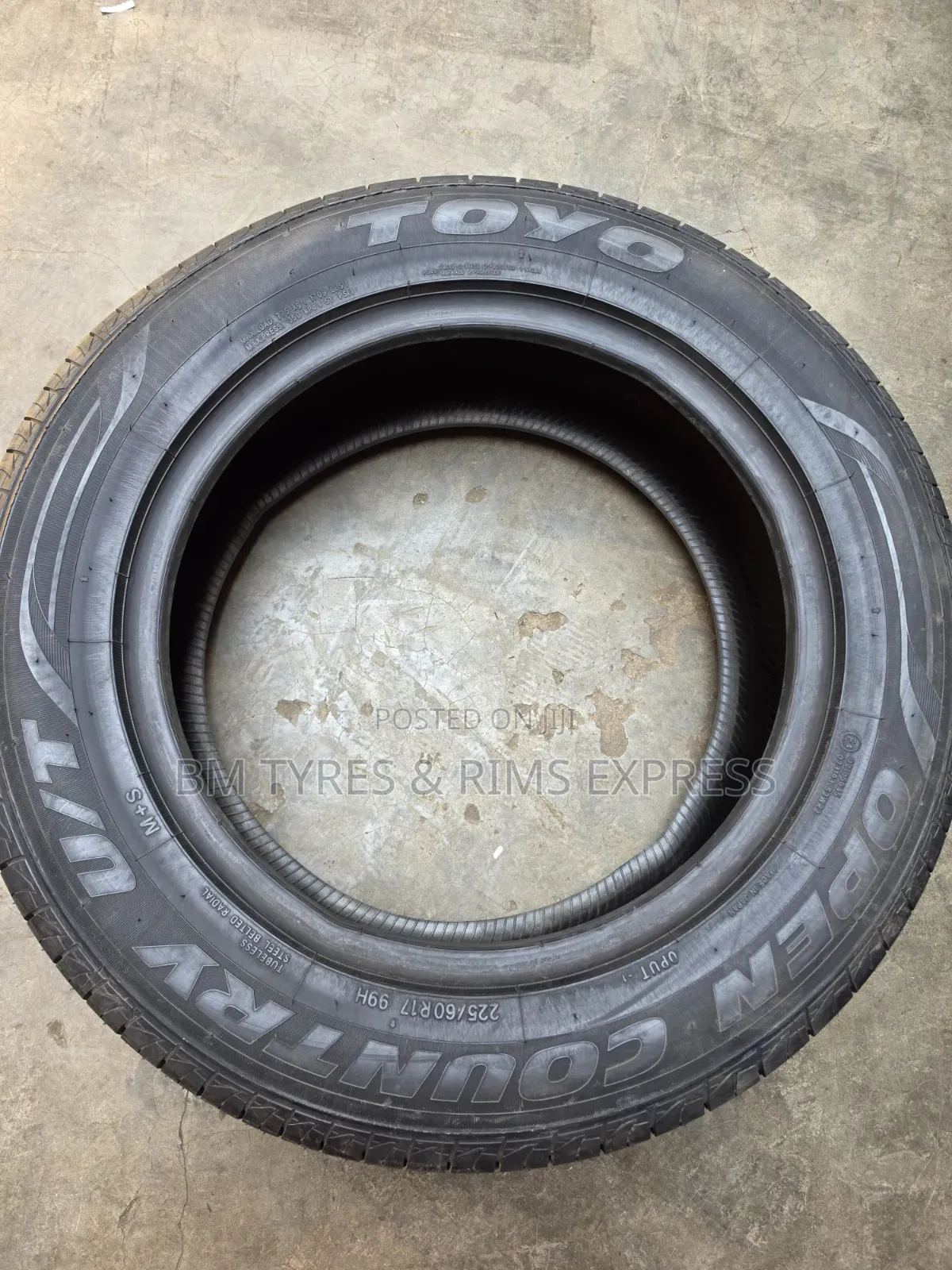 225 /60 R17 TOYO TIRES (Japan)