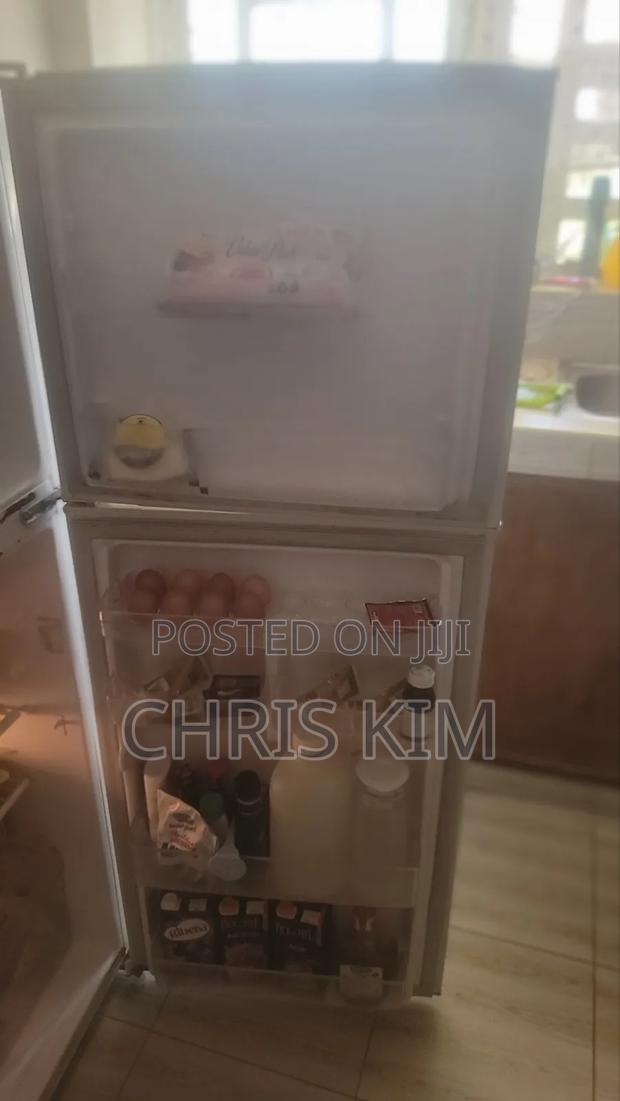 Samsung Fridge - thumbnail 5