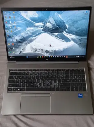 Laptop HP ZBook 15 32GB Intel Core i7 SSD 512GB