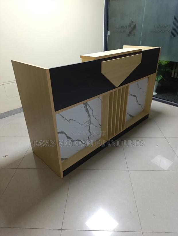 Front Office Desk - thumbnail 2