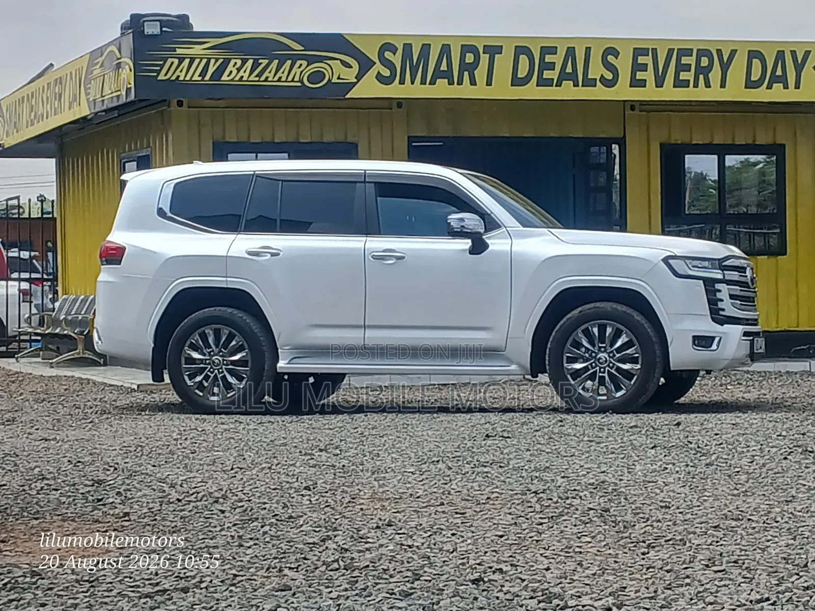 Toyota Land Cruiser 2022 White