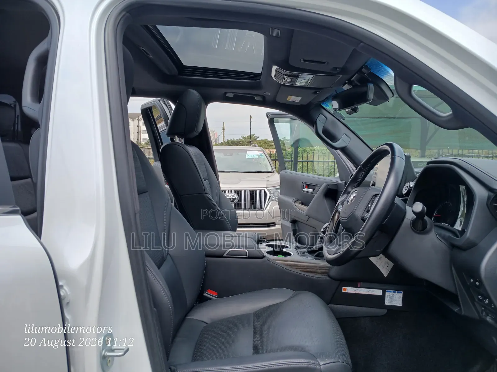 Toyota Land Cruiser 2022 White