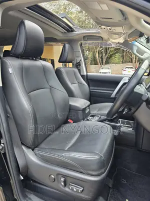Toyota Land Cruiser Prado 2.8 2021 Black