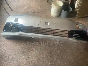 Front Bumper Auris 2018