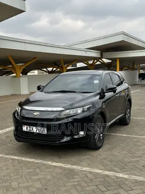 Toyota Harrier 2.0 2015 Black