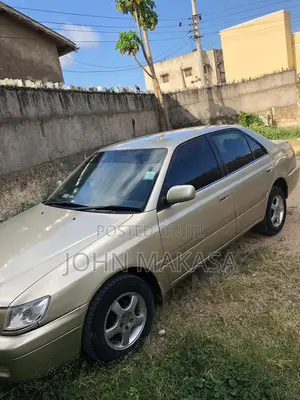 Toyota Corona 1999 Beige