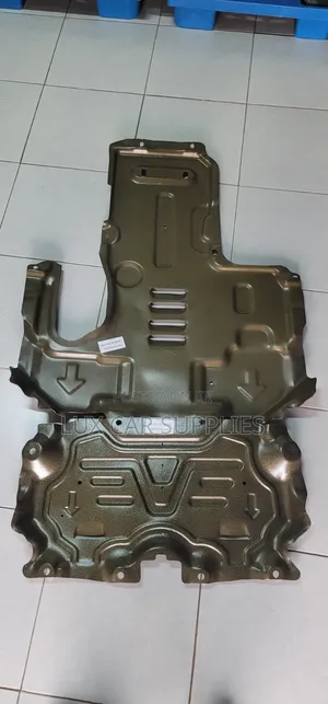 Mercedes-Benz C-Class (W205) Engine and Transmission Sump Guard