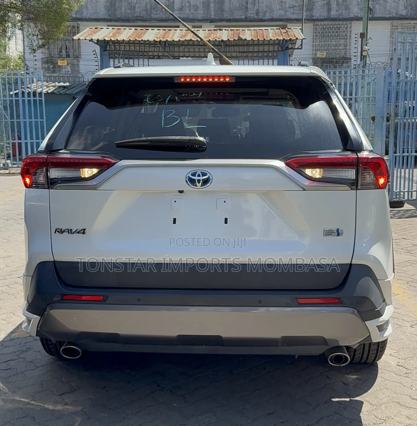 Toyota RAV4 2019 White