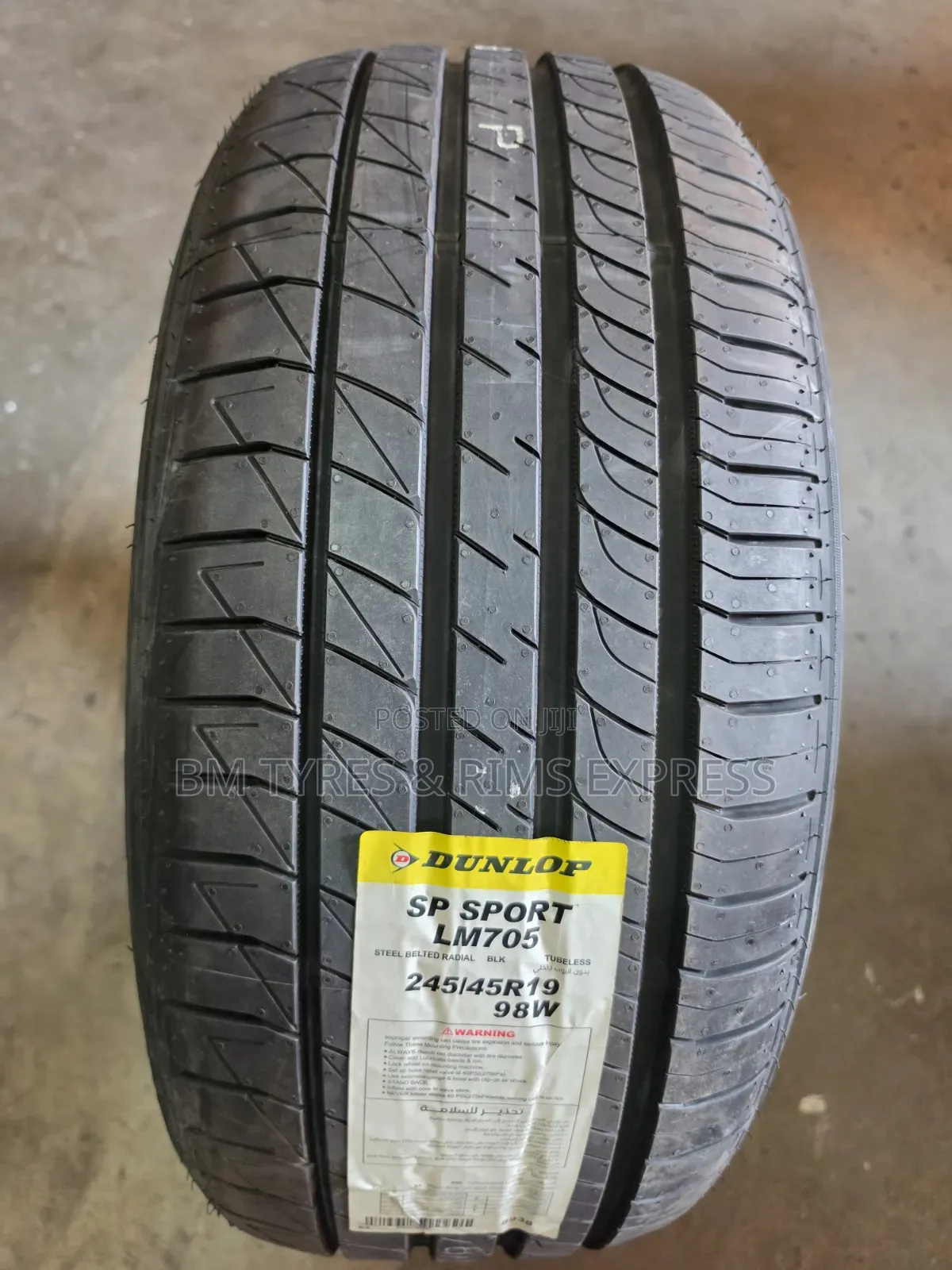 245 /45 R19 Dunlop Tires (Sp Sport) Japan